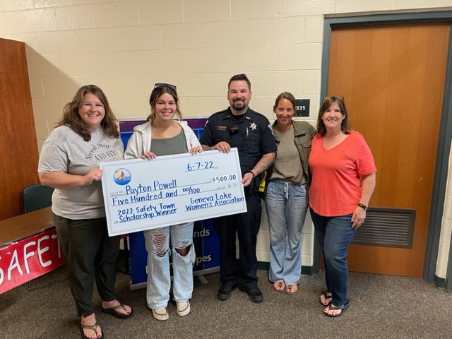 We wanted to say congratulations to our 2022 Safety Town Scholarship winner Payton Powell. Thank you for being part of this important service project that has been part of GLWA for 4 decades.

And also congratulations to Jenifer Johnson, our 2021 winner, who also received her scholarship this year (no photo available).